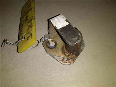 Mercedes Sprinter Tolóajtó Zár Ütköző