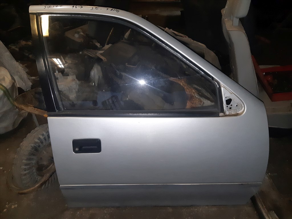 Suzuki Swift II 96-03 Jobb Elsõ Ajtó 1. kép