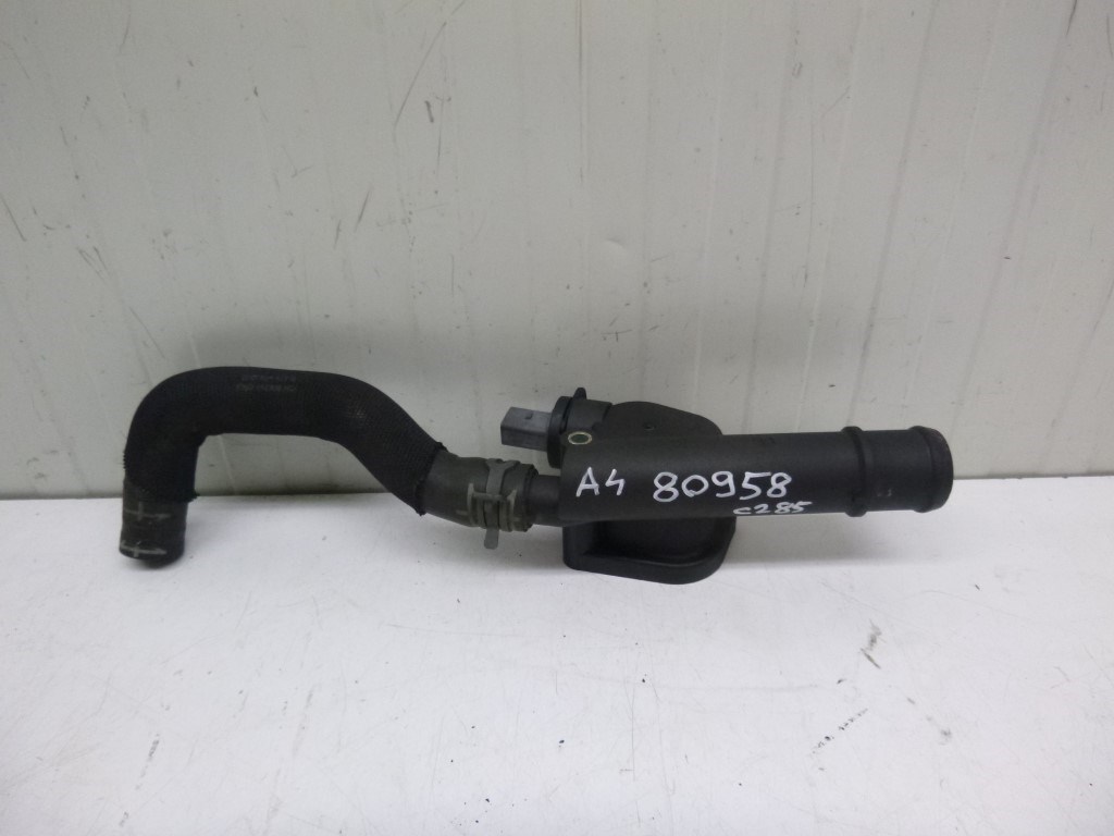 Audi A4 (8E B7) vízhûtõ csõ (vízcsõ) 038121132G 1. kép