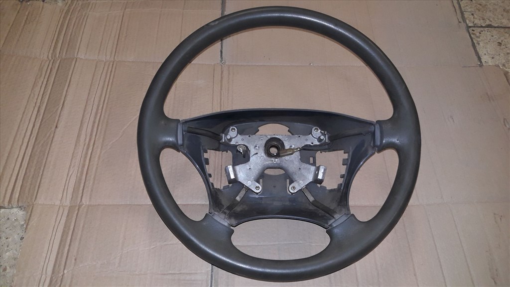 Suzuki Vitara Kormánykerék 1. kép