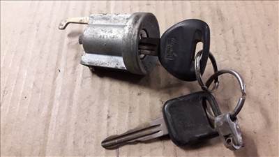 Opel Frontera A Gyújtáskapcsoló Zárbetét