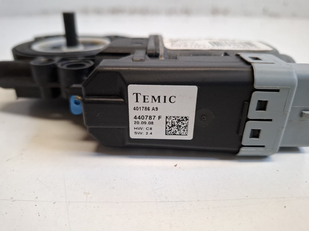 Citroen C4 picasso jobb hátsó ablakemelõ motor 4. kép