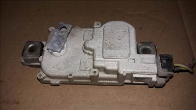 Opel Frontera A Hátsó Ajtó Központizár Motor