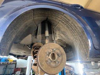 FORD FOCUS II (DA) Jobb hátsó Dobbetét (Kerékjárati, Műanyag)