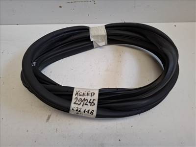 Kia X Ceed (CD) jobb hátsó ajtó kédergumi