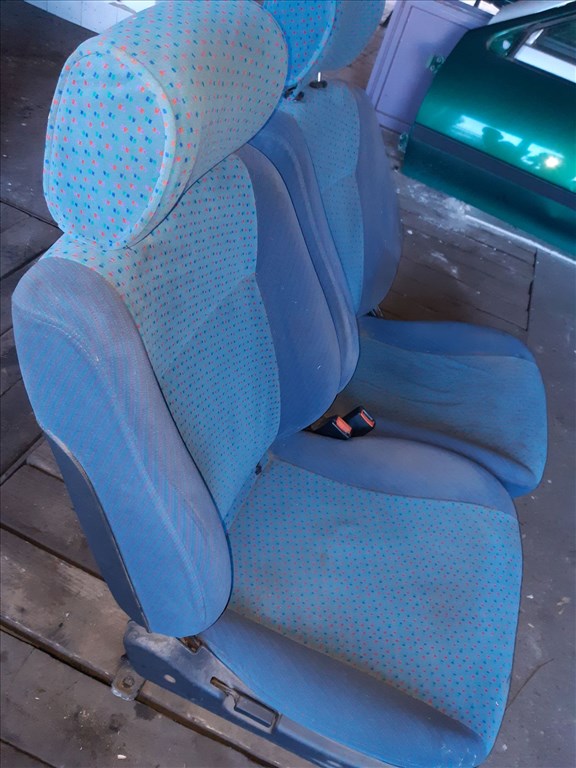 Suzuki Swift II 92-03 Elsõ Ülés Garnitúra 3. kép