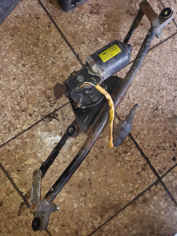 Hyundai Santa Fe Elsõ Ablaktörlõ Motor ቛõ Ablaktörlõ Mechanika 98110-26100 2. kép