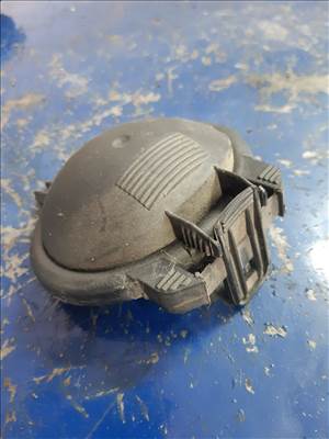 Audi A4 B7 Első Lámpa / Fényszóró Porvédő Kupak