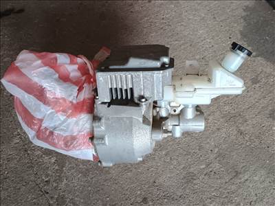 Nissan Leaf II fékrásegítő devander 