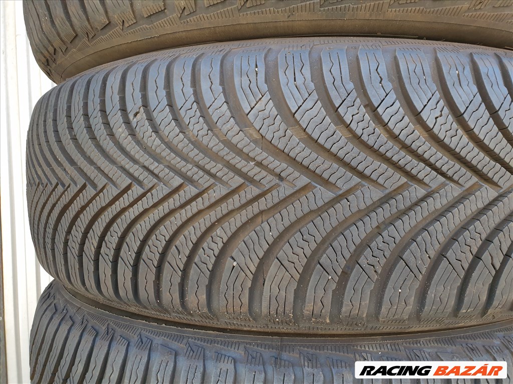  215/65 17 Michelin Alpin 5 4. kép