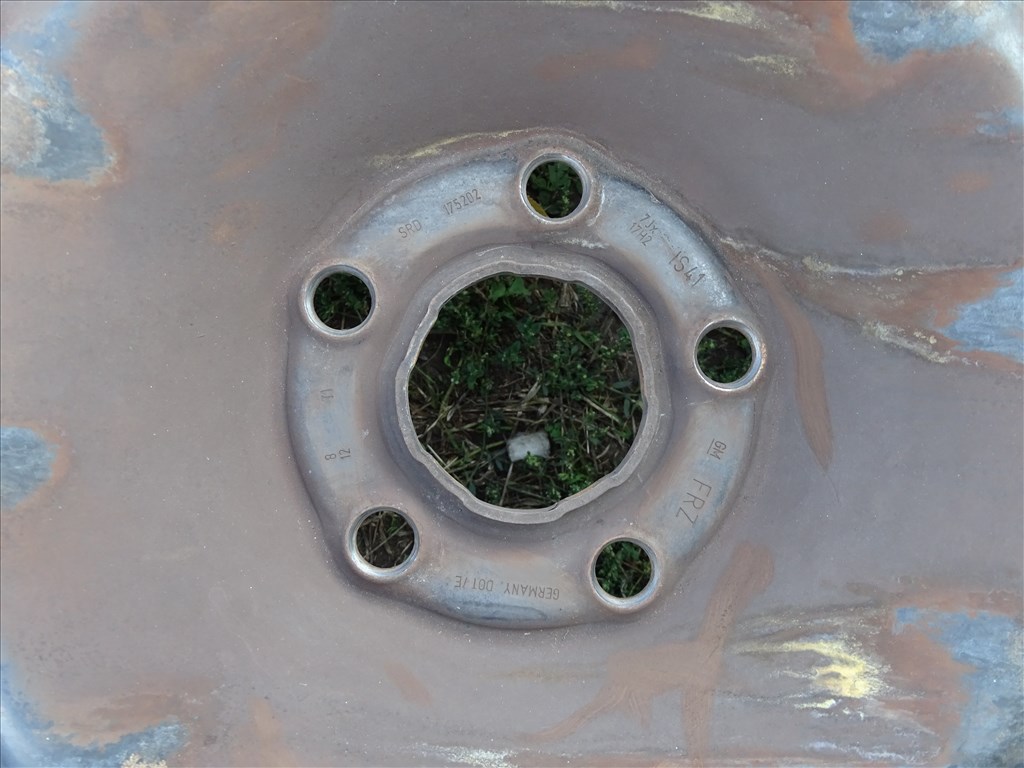 Opel Insignia 5X120  225/50 R17 Matador újszerű gumikkal 9. kép