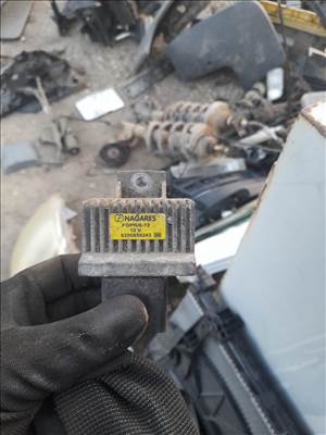 Renault trafic 1.9dci izzítórelé 