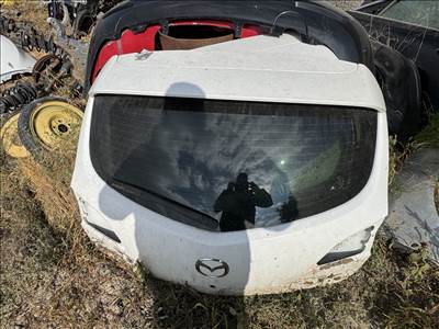 Mazda 3 (BL) csomagtérajtó 