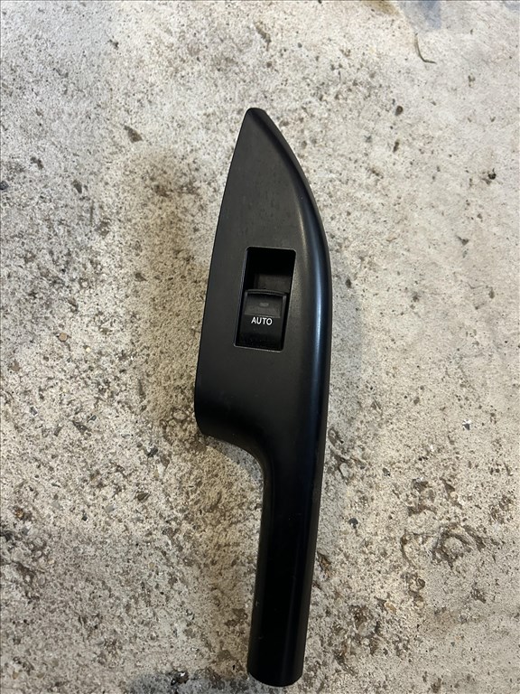 Lexus CT elektromos ablak kapcsoló bal hátsó 1. kép