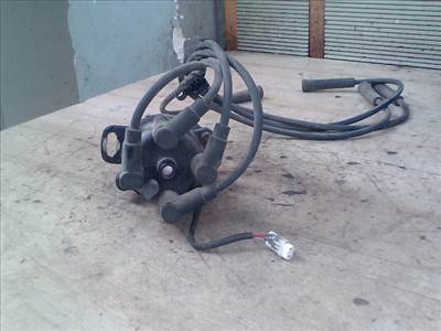 SUZUKI SWIFT 96-05 Gyújtáselosztó és gyertyakábelek