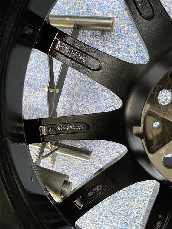 (3830)  Alfa Romeo 19 alufelni felni, 5x110, Et 30 3. kép