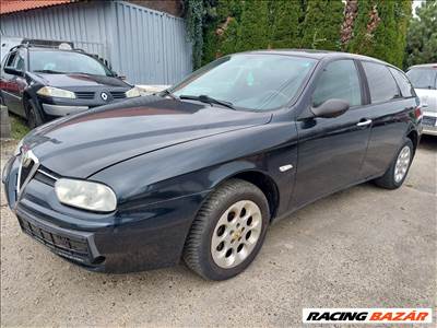 Alfa Romeo 156 jobb első sárvédő, bal első sárvédő 