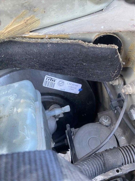 Fiat Panda II bontott alkatrészei 188A4000, manuál váltó  6. kép