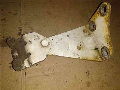 Nissan Vanette Cargo Jobb Tolóajtó Alsó Görgő