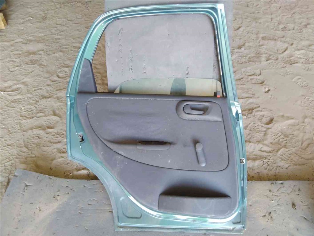 Opel Corsa C Bal Hátsó Ajtó 4. kép