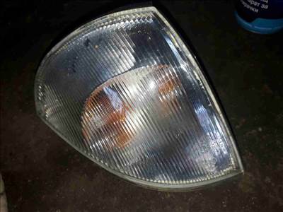 Suzuki Swift II 92-03 Jobb Első Index / Irányjelző