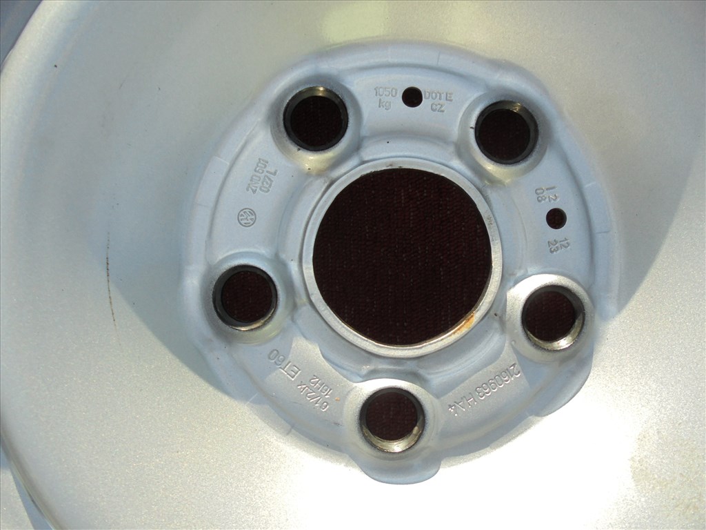 16-os gyári 5 x 120-as Vw Crafter 2-es újszerű lemezfelni eladó 7. kép