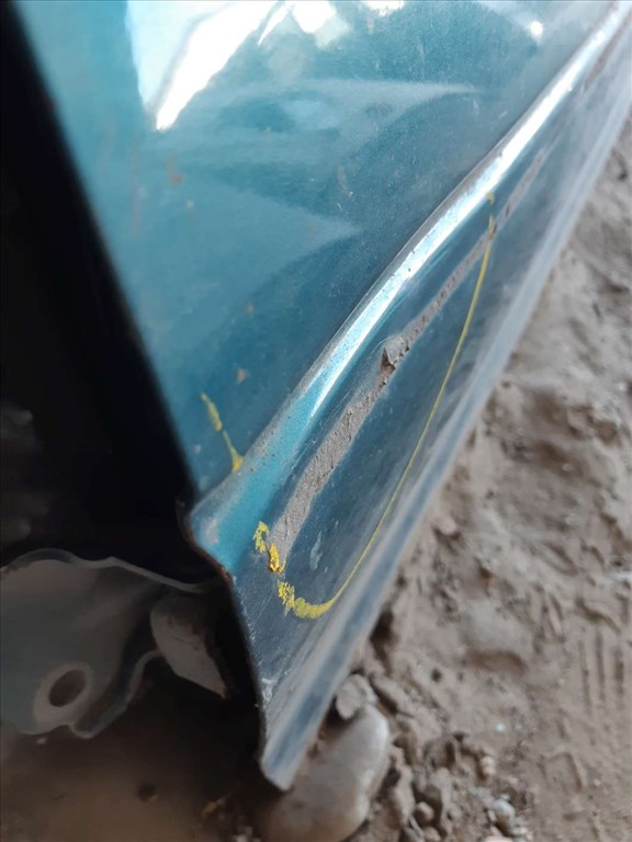 Suzuki Swift II 92-03 Bal Elsõ Ajtó 3. kép