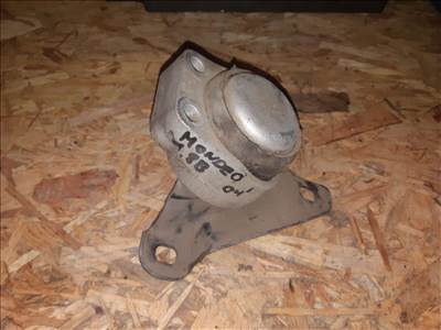 Ford Mondeo I Motortartó Bak