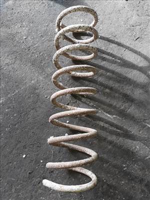 Lada Niva Hátsó Rugó