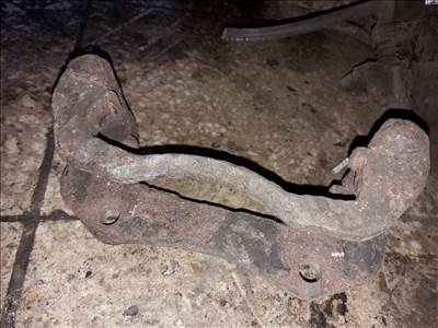 Opel Frontera A Jobb Első Féknyereg Tartó