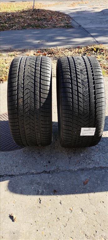  315/35 R22" újszerű Pirelli téli gumi szett (Hátsók) 1. kép