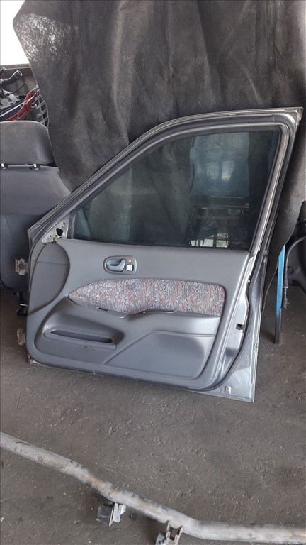 Suzuki Swift II 96-03 Jobb Elsõ Ajtó 3. kép