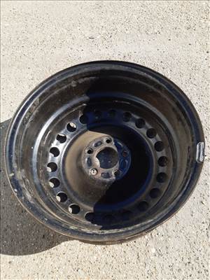 Ford Grand C-Max <p>Felni méret: 16"</p><p>Felni szélesség: 6.5</p><p>Furatszám: 5</p><p>Osztókör: 108.0</p><p>ET szám: ET52.5</p><p>Agy Átmérő: 65.0</p><p>Állapot: Normál</p><p>Érdeklődéskor hivatkozzon erre: KIN-66940</p><p>Bármire van szüksége hívjon bizalommal!<br>Kizárólag munkaidőben hétfőtől - péntekig 8-12 13-16 óráig!<br>Alkatrészek széles választékban!<br>Hivatalos Regisztrált Autobontó Kecel!<br>Vásároljon Megbízható Helyről Beszerelési Garanciával Profiktól!</p>