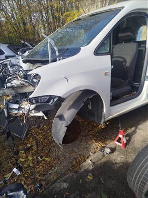 Volkswagen Caddy III sárvédő 