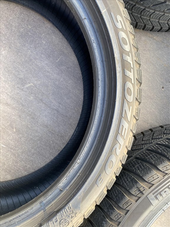  245/4019" újszerű Pirelli téli gumi 2 db 4. kép