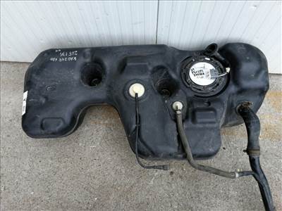 Renault Kadjar  üzemanyag tank (üzemanyagtartály) 172014EF0A