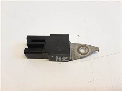 Toyota prius (XW20) jobb hátsó rádió zavarszûrő 9098004159