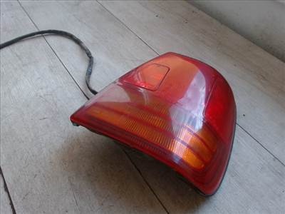SUZUKI SWIFT 96-05 Jobb hátsó lámpa