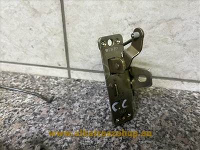 Opel Corsa C 3-5 ajtós csomagtérajtó zár-- zárszerkezet - betét 90534769