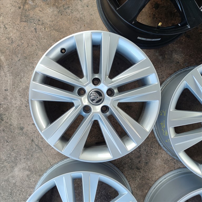 5x112 17 Skoda alufelni 145000ft a 4db/274/ 4. kép