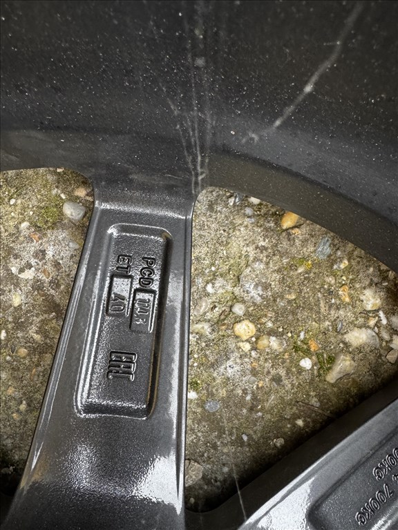 Momo alufelni R19 6. kép