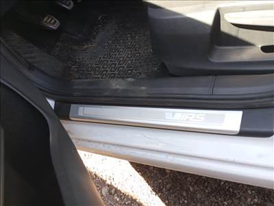 Skoda Octavia 3 RS küszöbtakaró