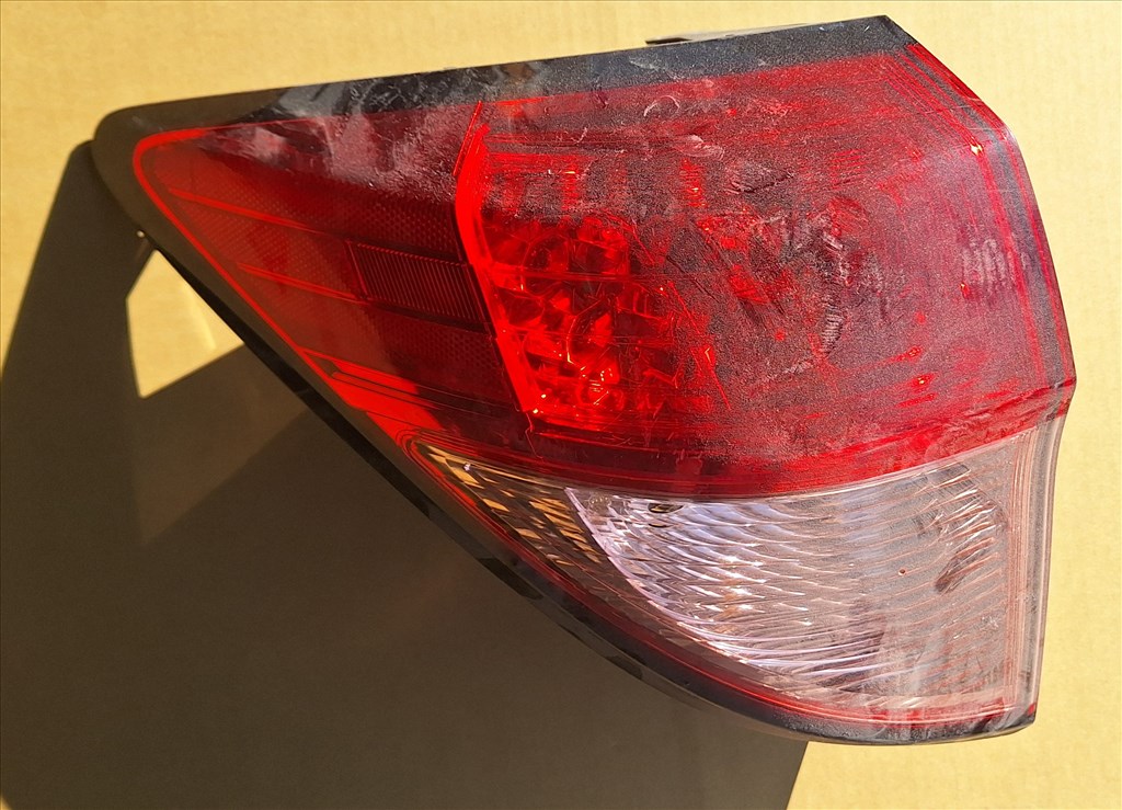 Honda Hrv hátsó lámpa  6. kép