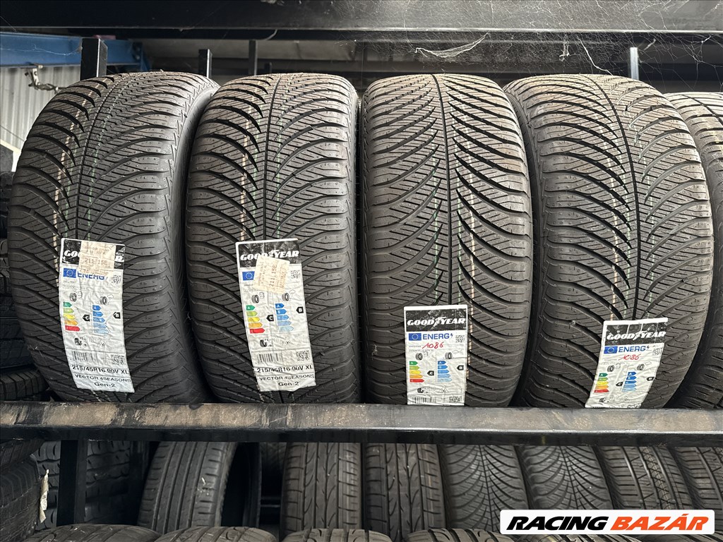 215/45 R16 Goodyear Vector4Seasons Gen2 90V l 4db l DOT0222 1. kép