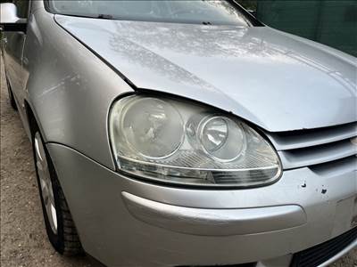 Volkswagen Golf V Jobb első lámpa 