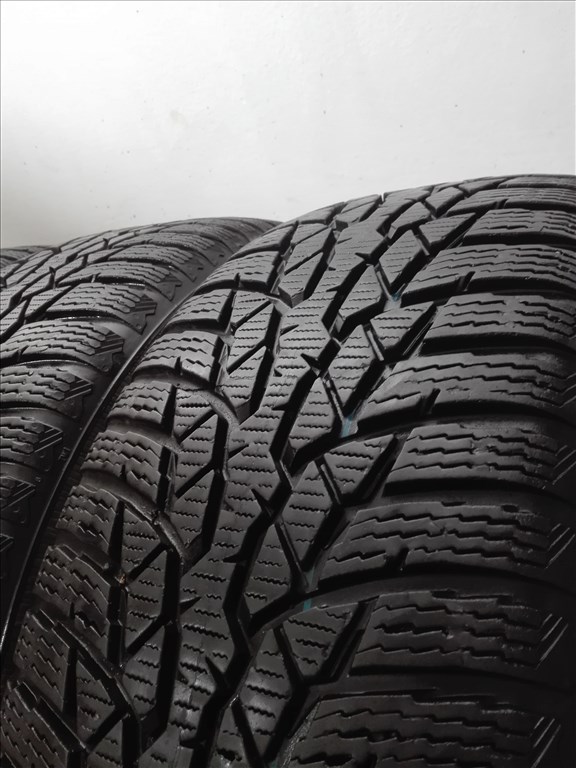 205/60R16 Nokian téli gumi garnitúra 205/60 r16 2. kép