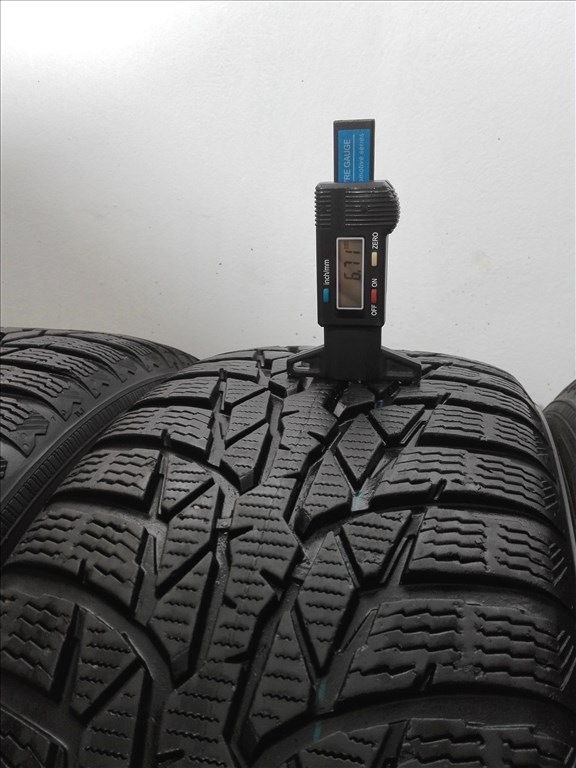 205/60R16 Nokian téli gumi garnitúra 205/60 r16 3. kép