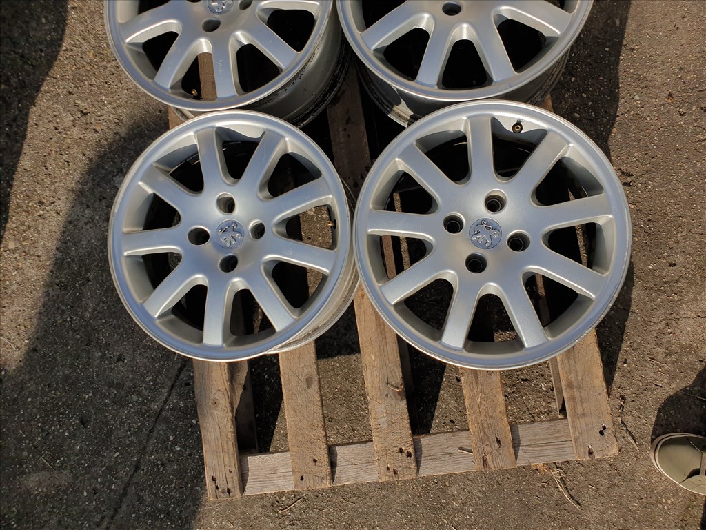 16" 4x108 Peugeot 206 CC 2. kép