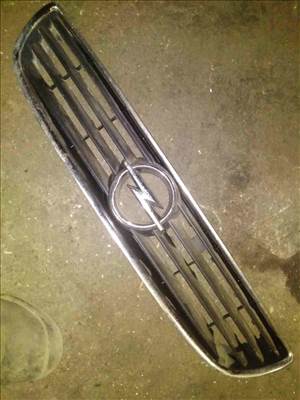 Opel Zafira A Hűtőrács