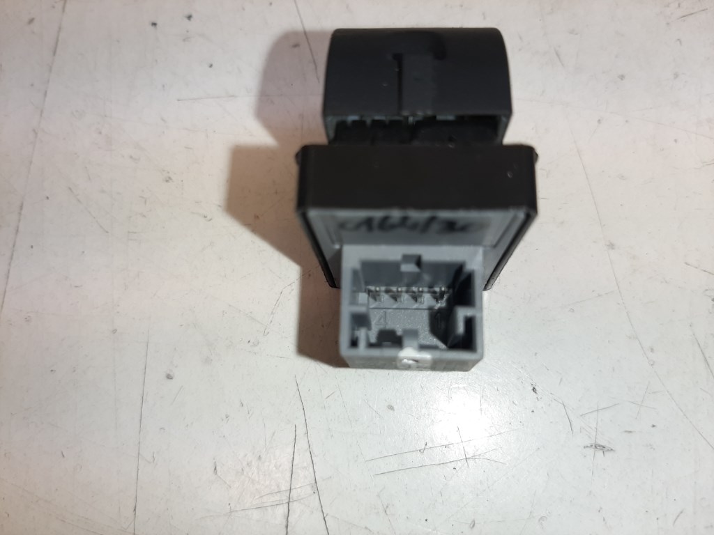 Audi A4 (8E B7) jobb hátsó ablakemelõ kapcsoló 8E0959855 3. kép